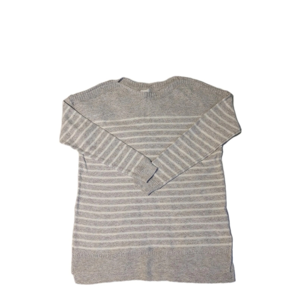 Old Navy Light Gray Knit Sweater